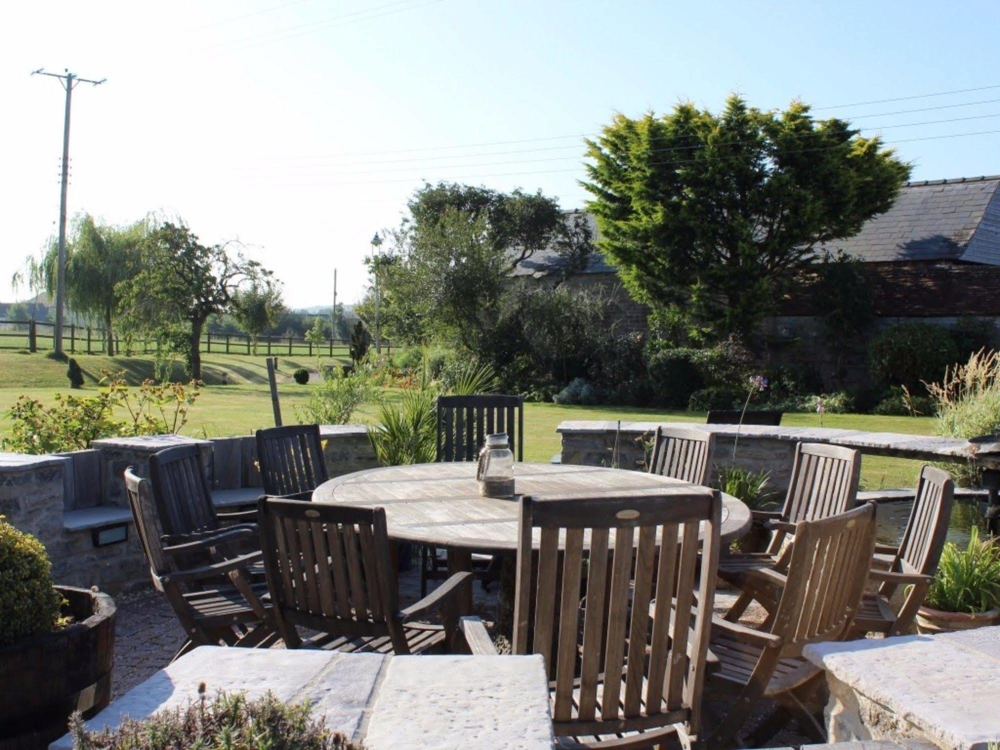Bed and Breakfast Cary Fitzpaine House Babcary Esterno foto